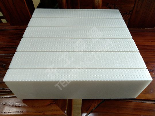 如何證明此擠塑板的隔熱性好？