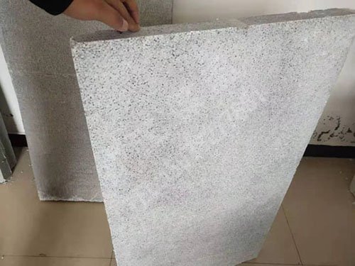 泡沫板的力學性能如何？